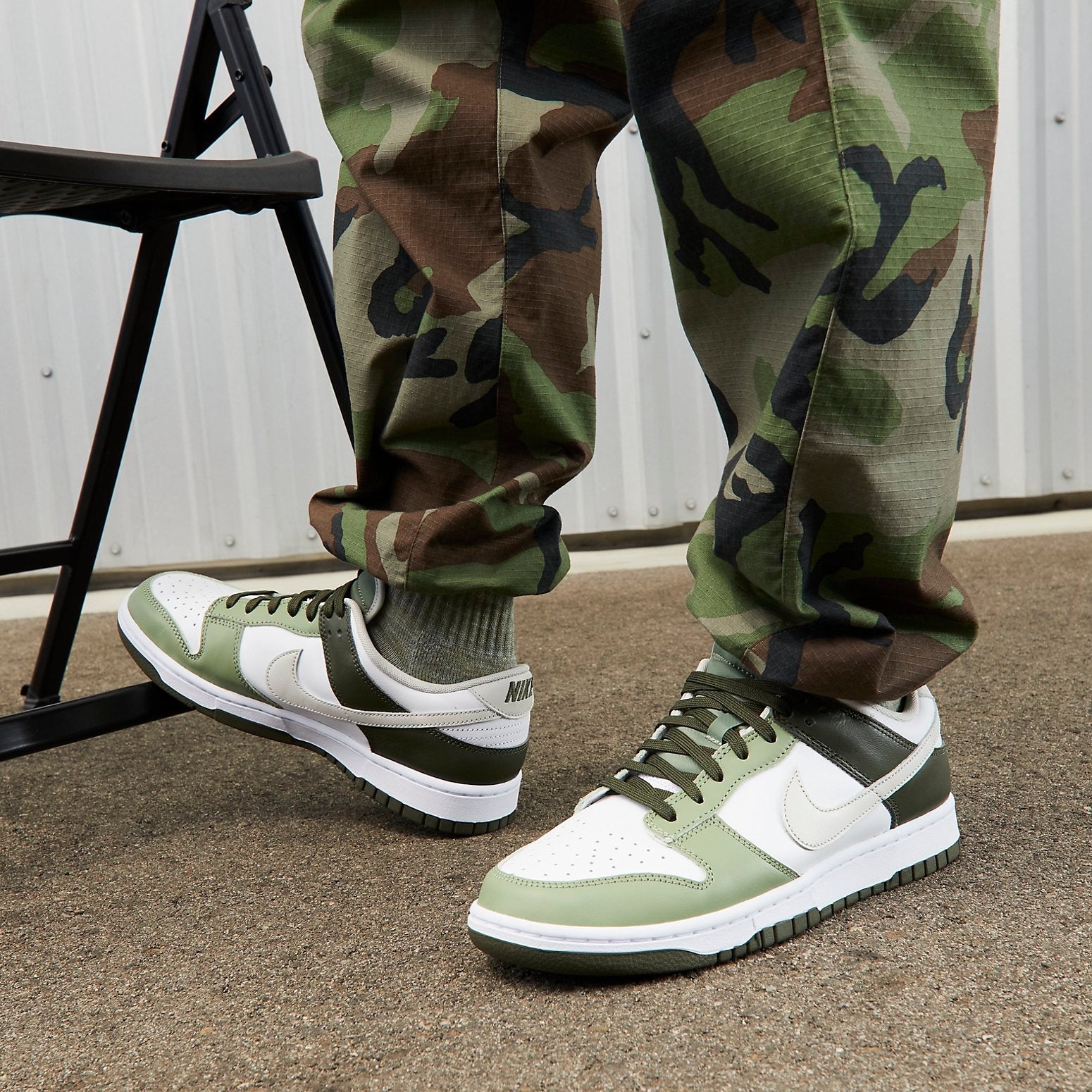 Nike Dunk Low ‘Oil Green Cargo Khaki’