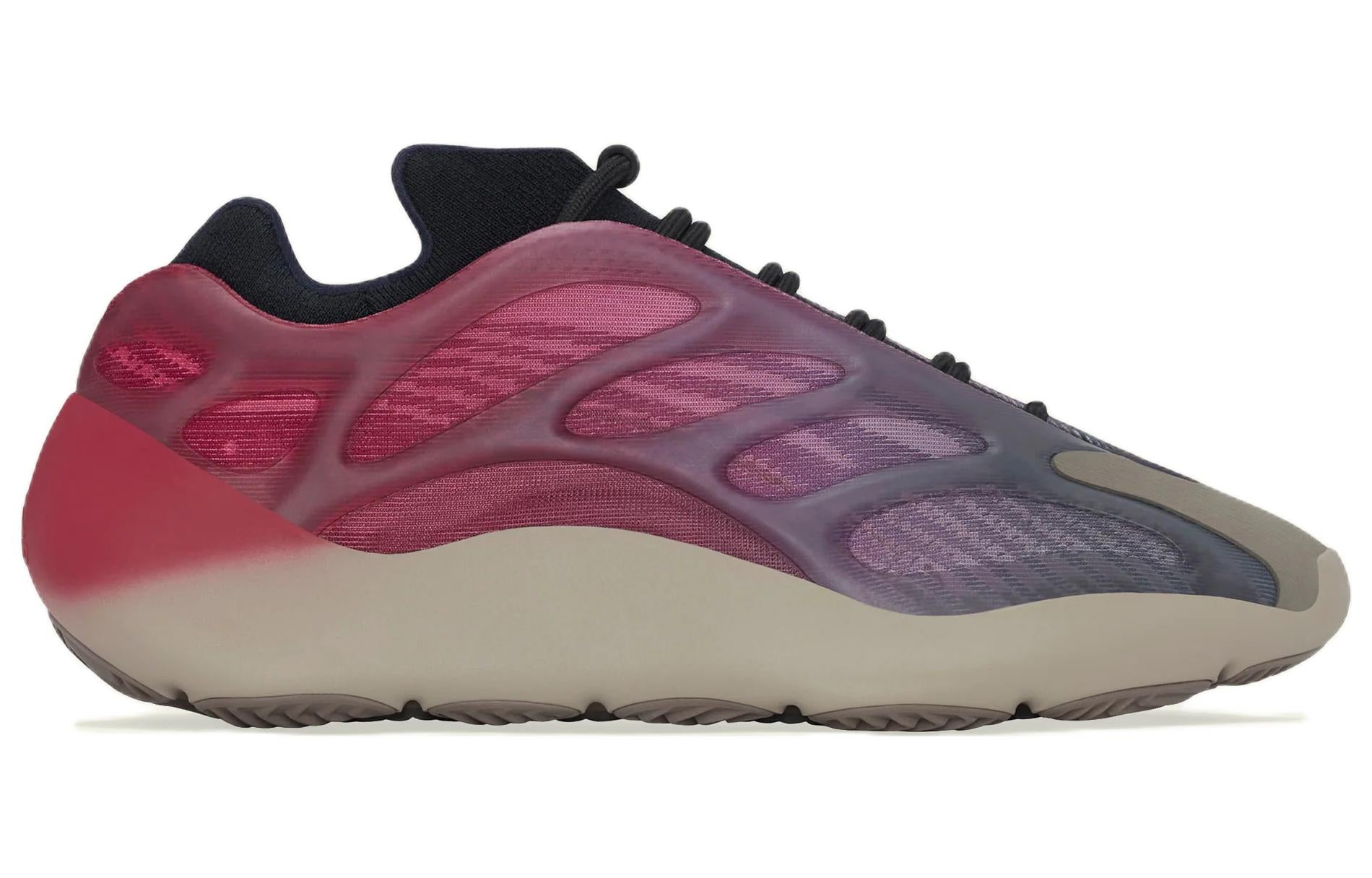 Adidas Yeezy 700 V3 ‘Fade Carbon’