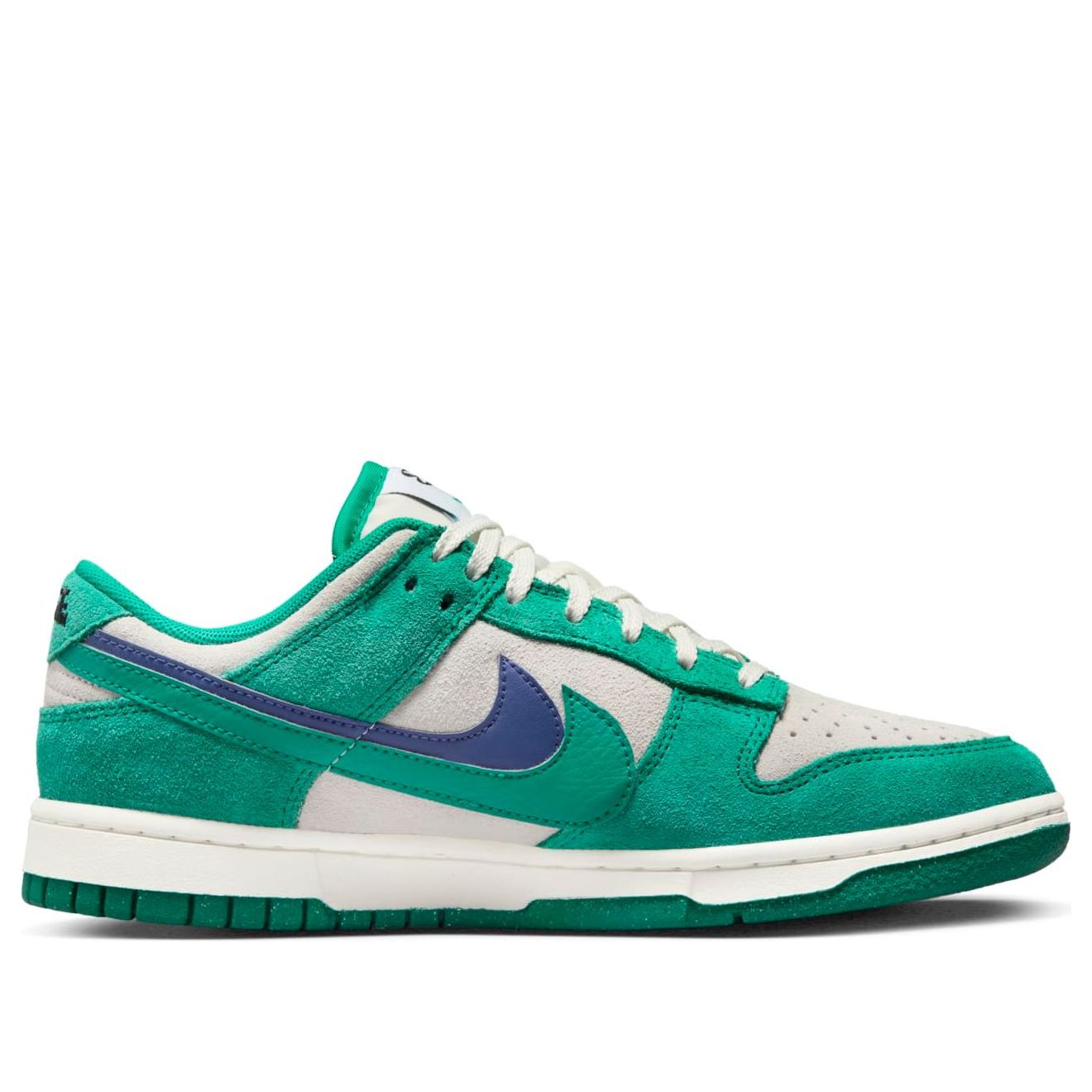 Nike Dunk Low SE ‘Sail Neptune Green’