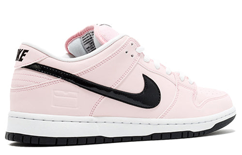 Nike SB Dunk Low ‘Pink Box’