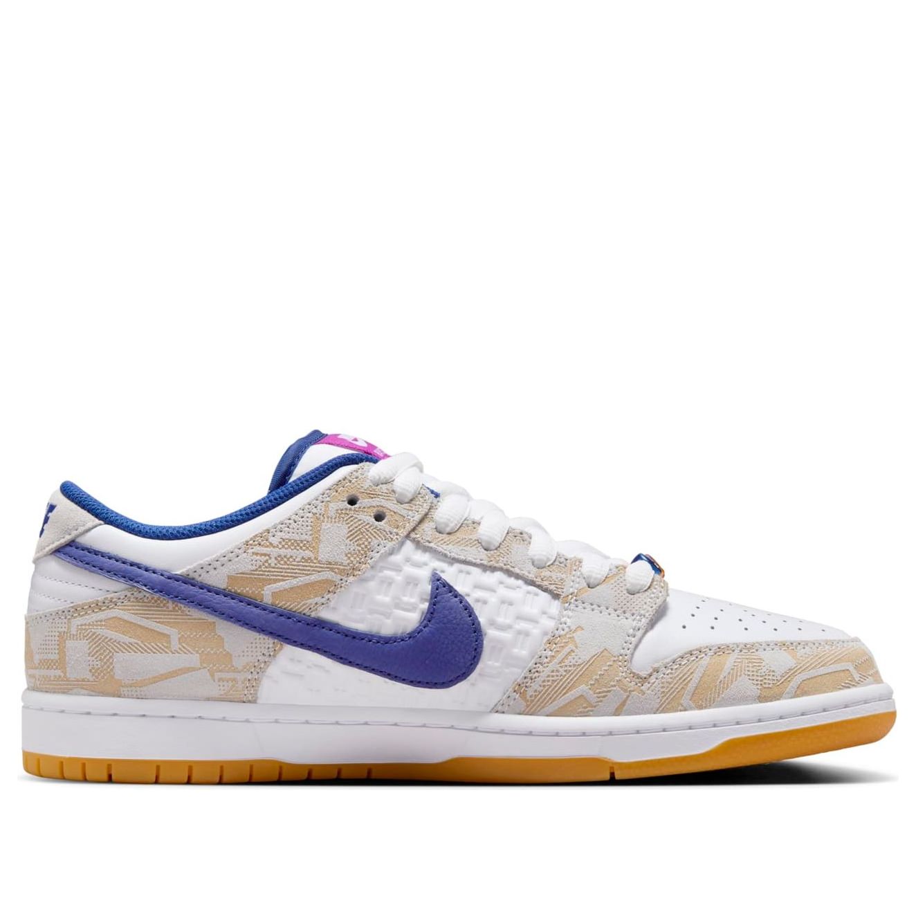 Nike SB Dunk Low ‘Rayssa Leal’