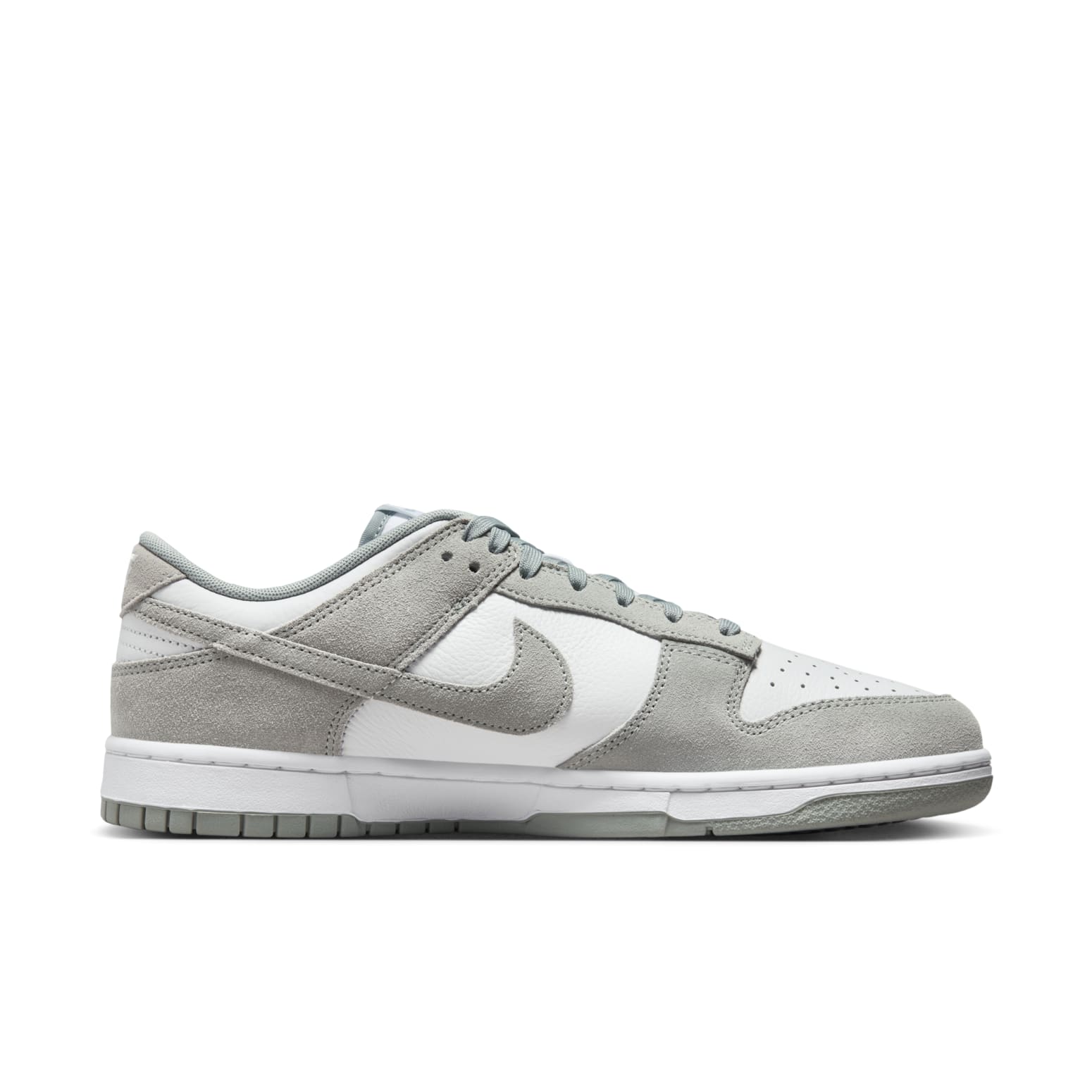 Nike Dunk Low SE ‘Light Pumice’