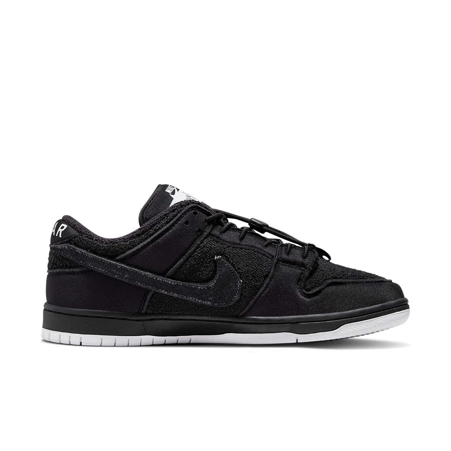 Nike x Gnarhunters SB Dunk Low ‘Black’