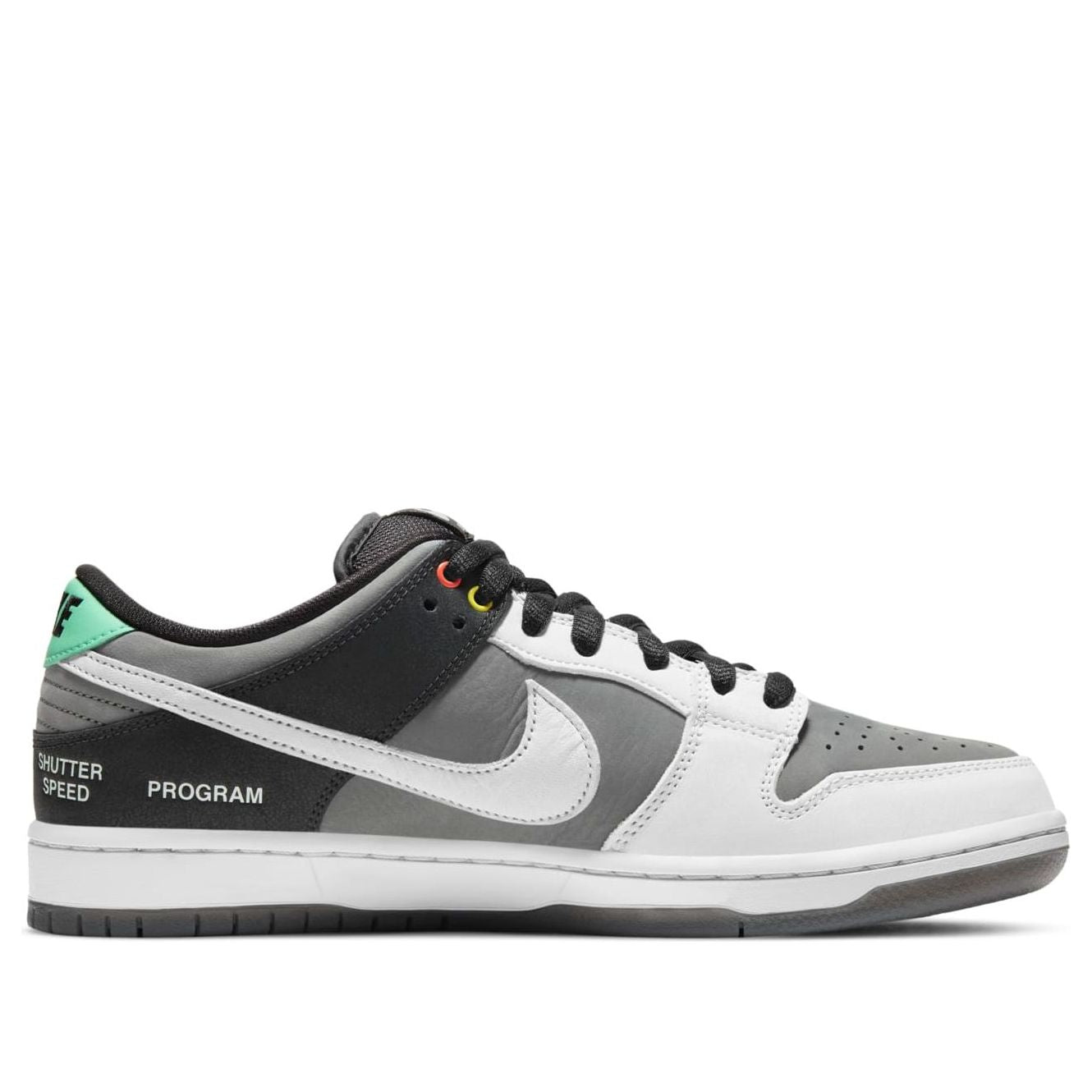 Nike SB Dunk Low ‘Camcorder’