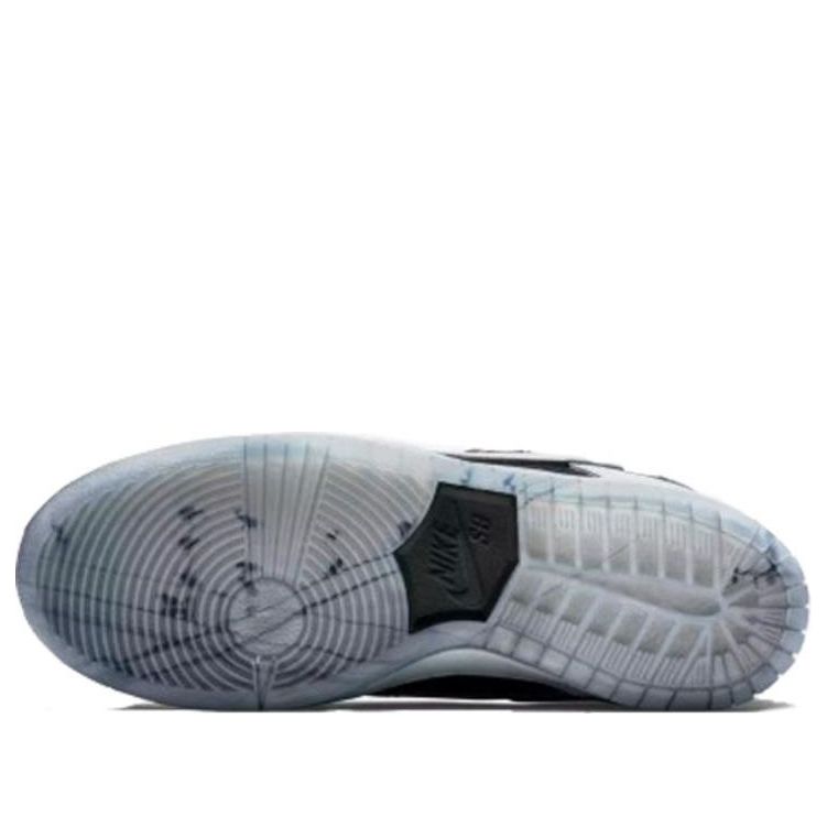 Nike x Atlas SB Dunk Low Premium ‘Wolf Grey’