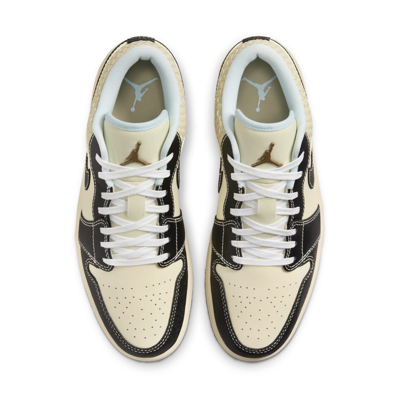 Air Jordan 1 Low SE ‘Coconut Milk Black Muslin’