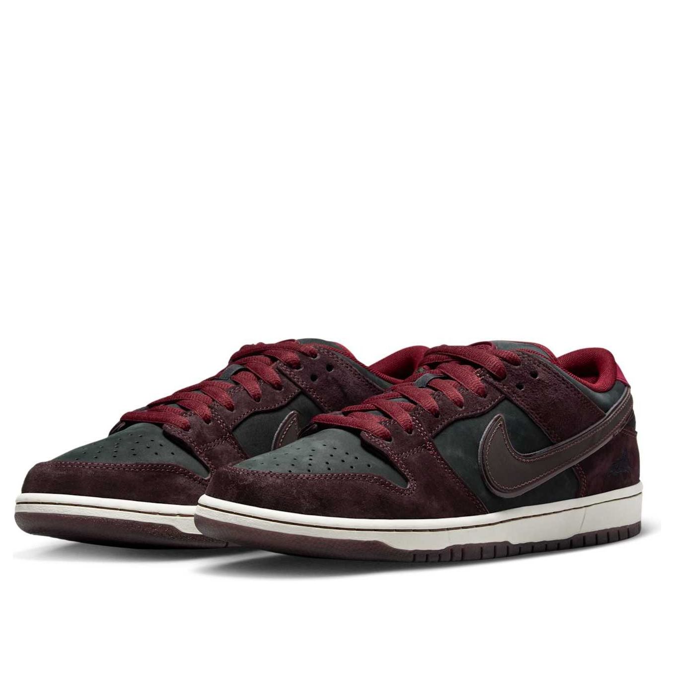 Nike x Riot Skateshop SB Dunk Low ‘Mahogany Dark Beetroot’