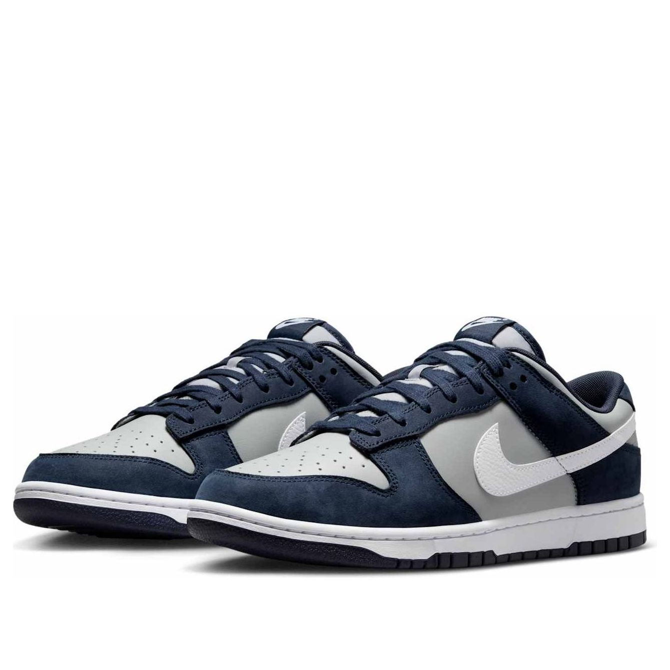 Nike Dunk Low ‘Obsidian Smoke Grey’