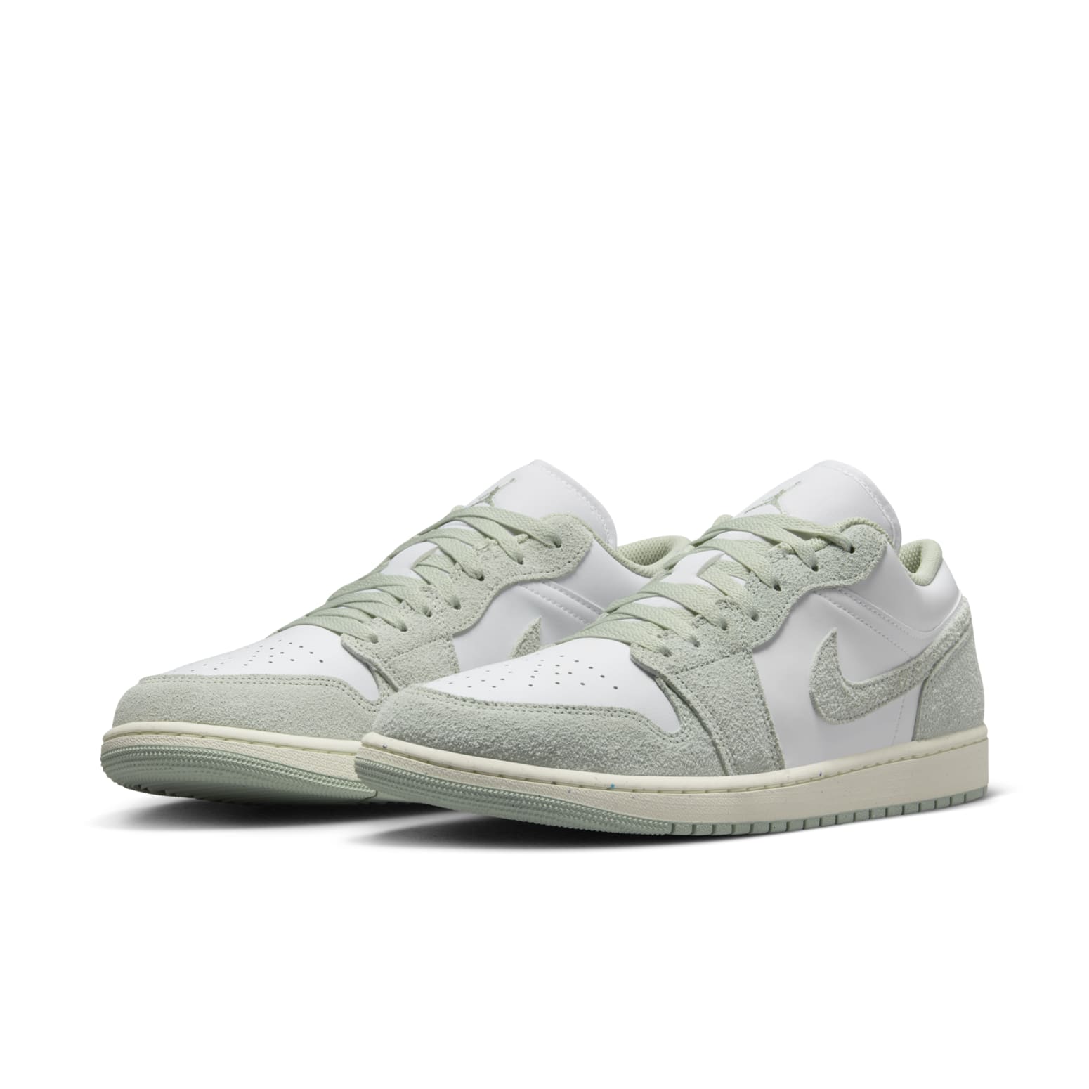 Air Jordan 1 Low SE ‘White Seafoam’