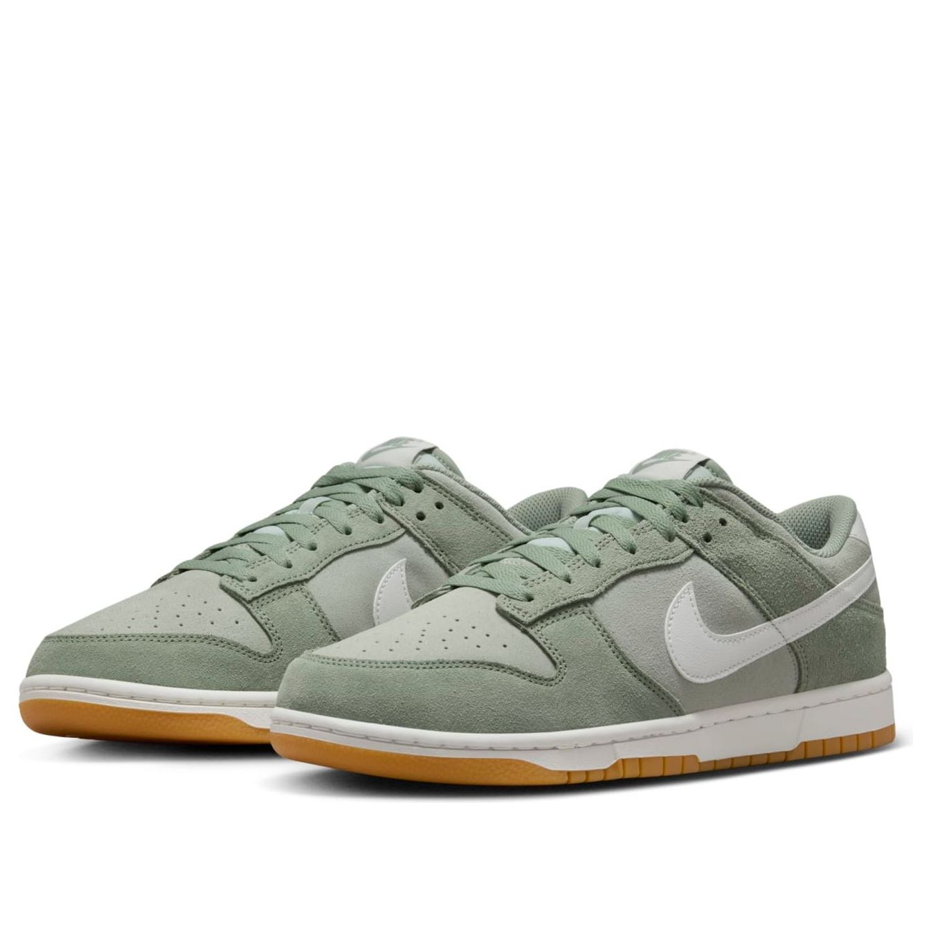 Nike Dunk Low Retro SE ‘Jade Horizon’
