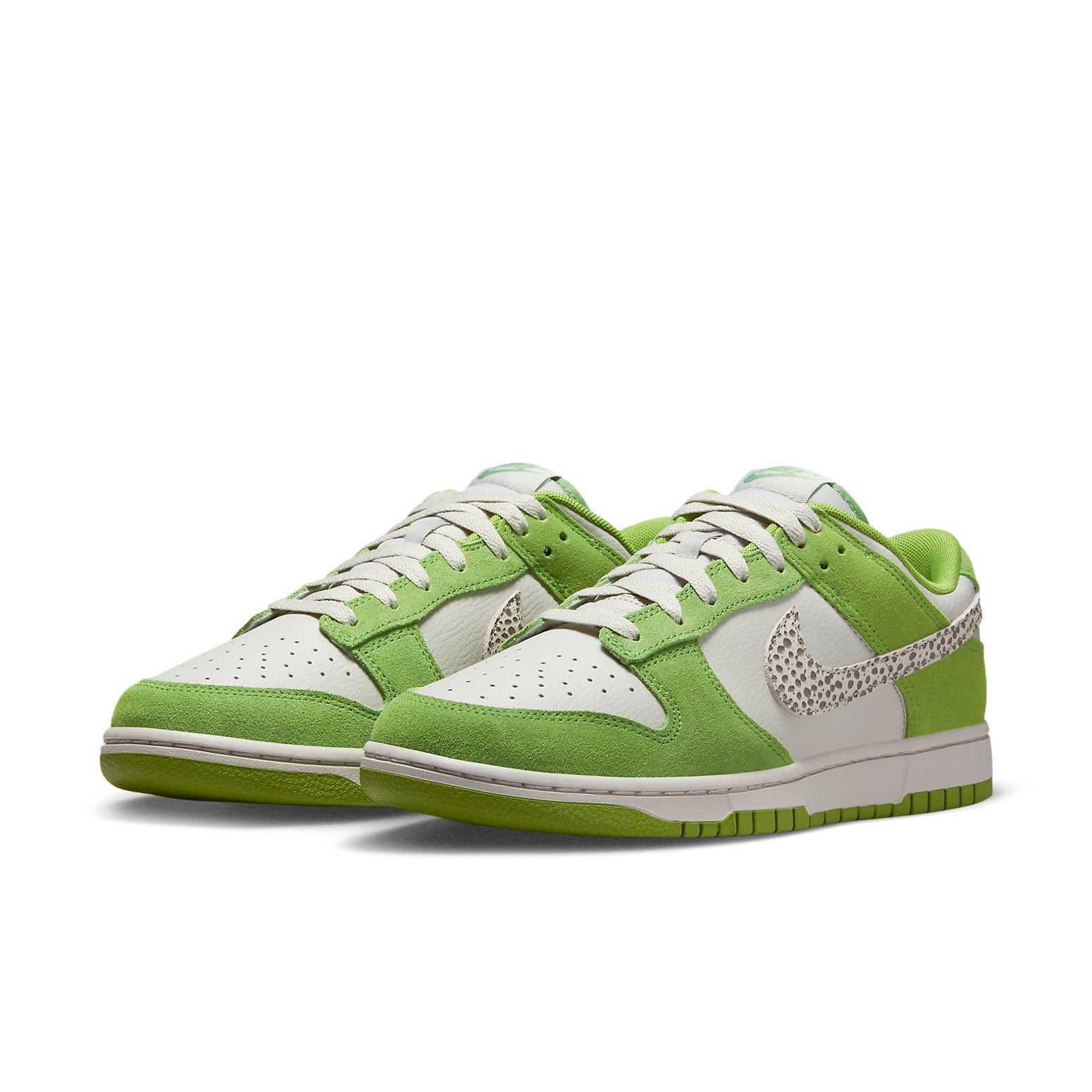 Nike Dunk Low ‘Safari Swoosh – Chlorophyll’