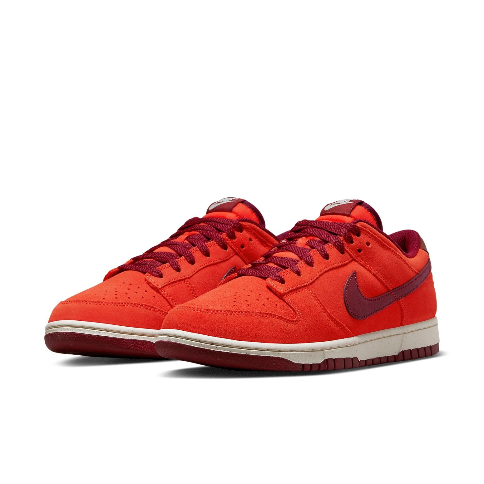 Nike Dunk Low ‘Orange Suede’