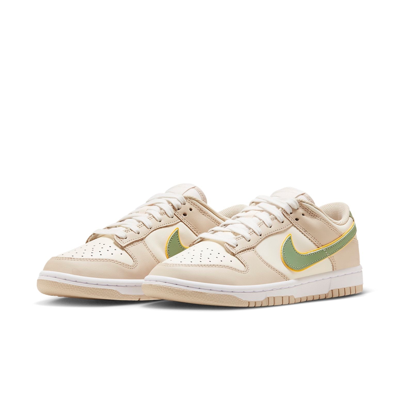 Nike Dunk Low ‘Pale Ivory Oil Green’