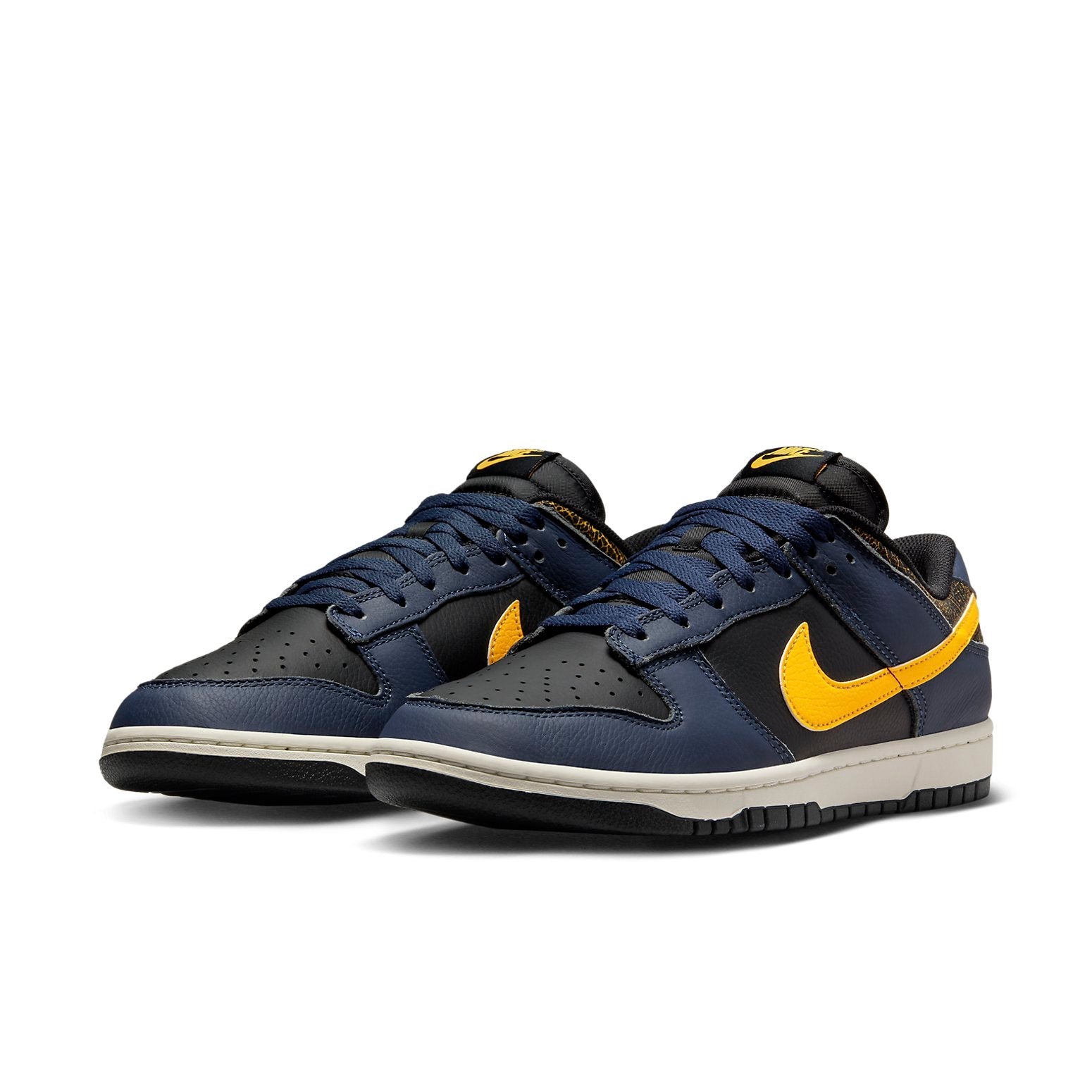 Nike Dunk Low Vintage ‘Midnight Navy Tour Yellow’