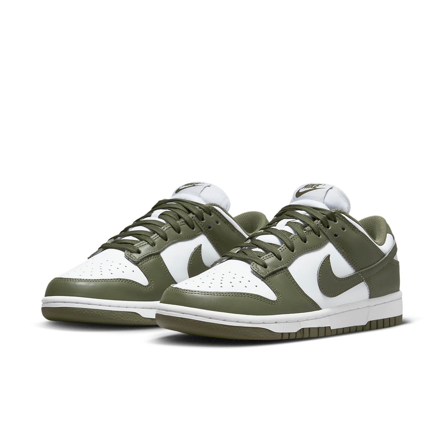 Nike Dunk Low ‘Medium Olive’