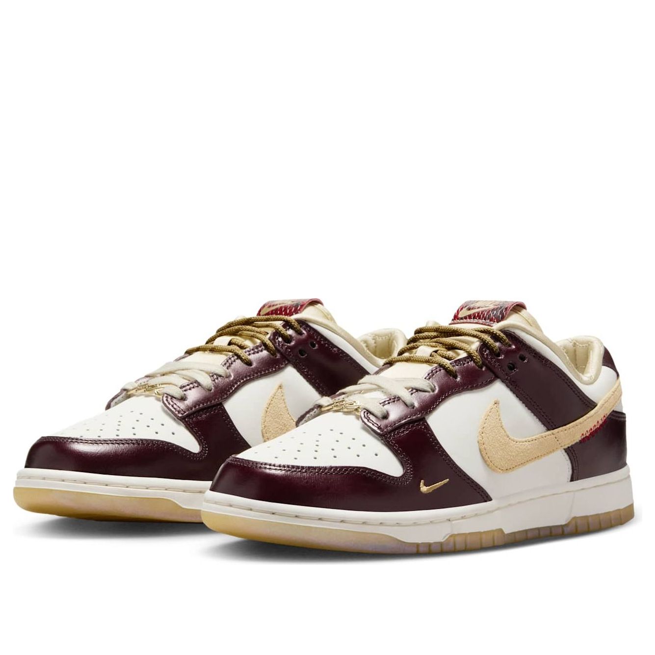 Nike Dunk Low ‘Year of the Snake’