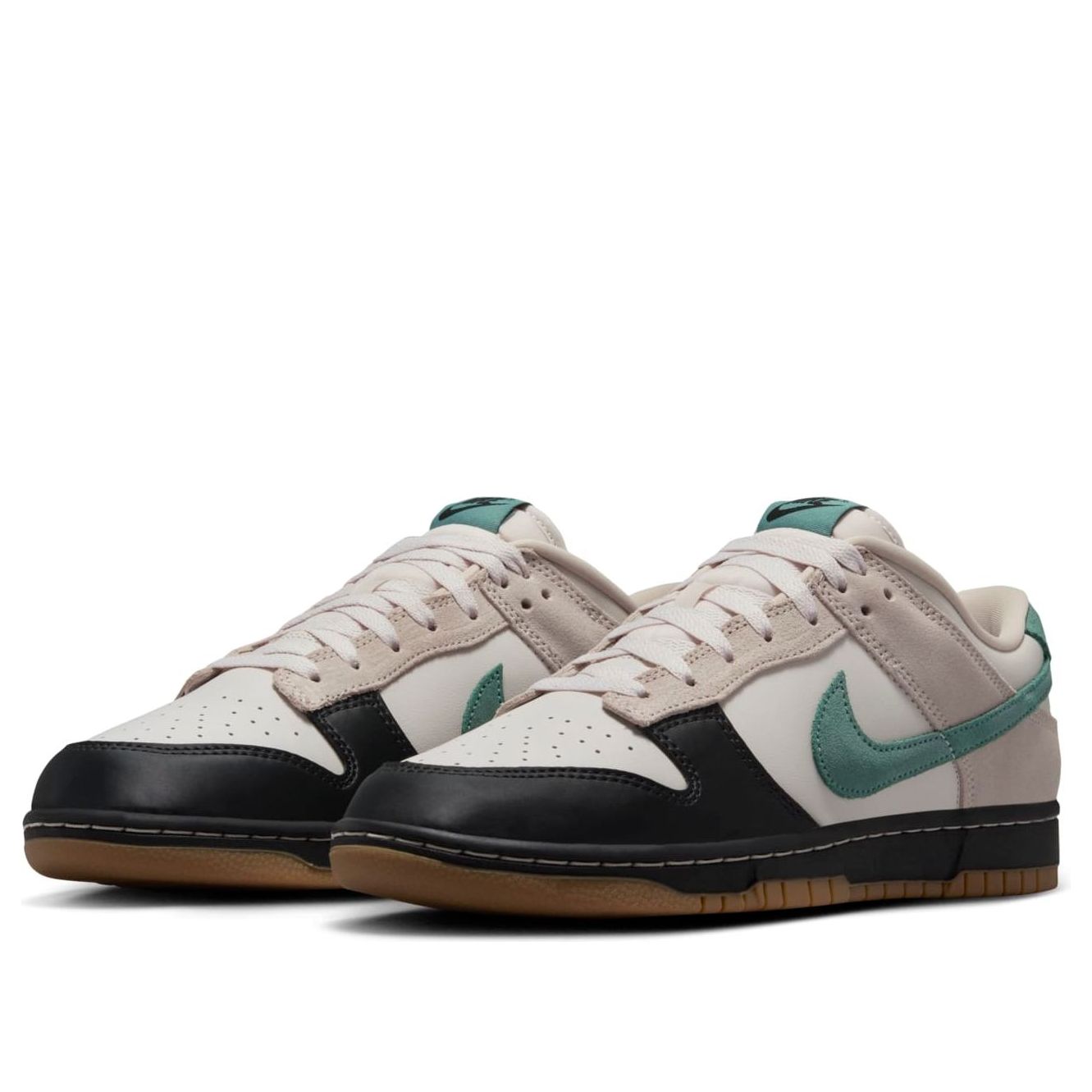 Nike Dunk Low ‘Black Toe Bicoastal’