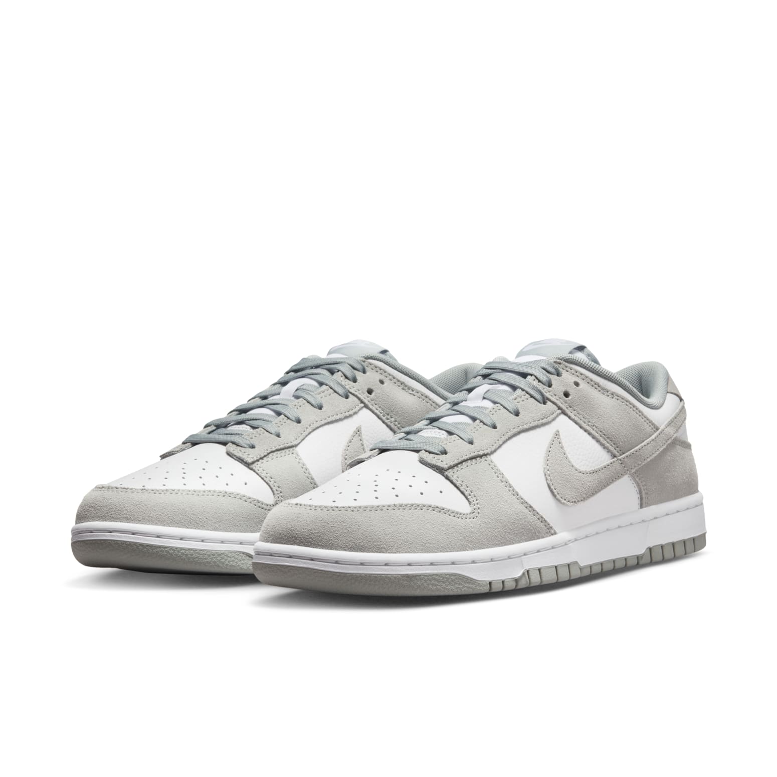 Nike Dunk Low SE ‘Light Pumice’