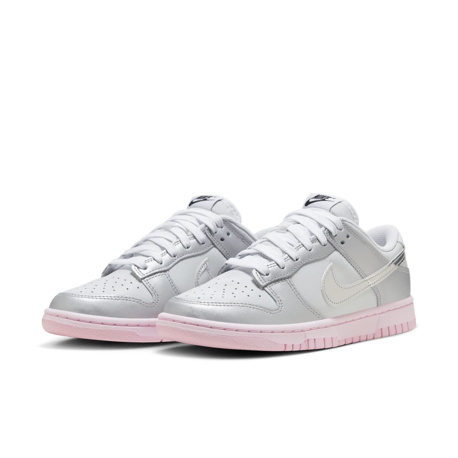 Nike Dunk Low LX ‘Metallic Silver Pink’