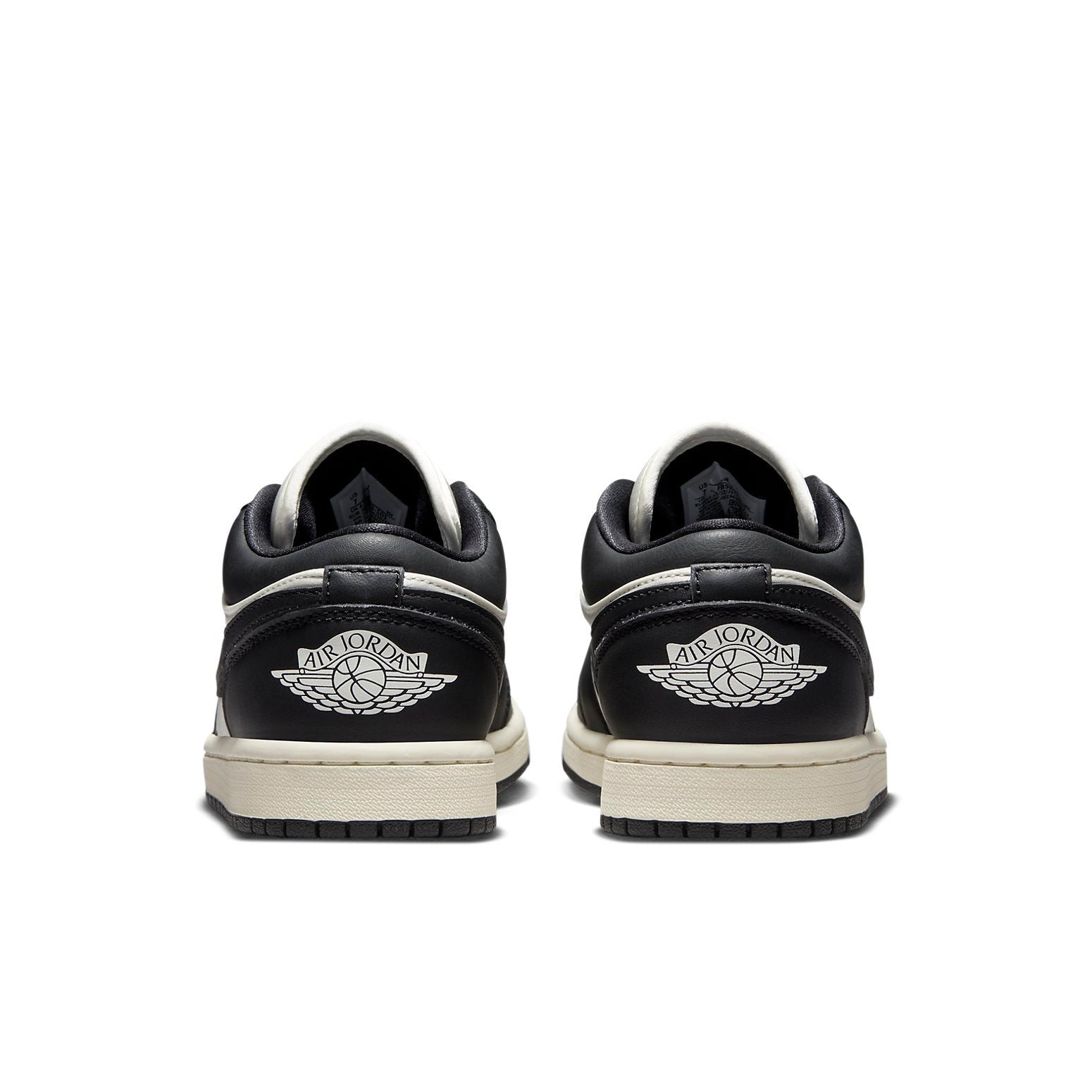 Air Jordan 1 Low SE ‘Vintage Panda’