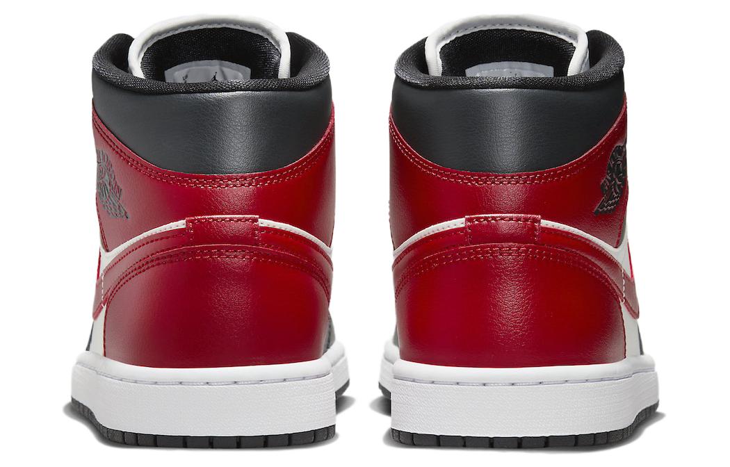 Air Jordan 1 Mid ‘Black Toe’