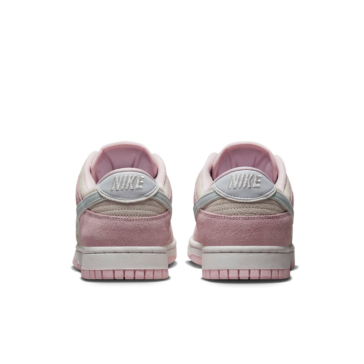 Nike Dunk Low LX ‘Pink Foam’