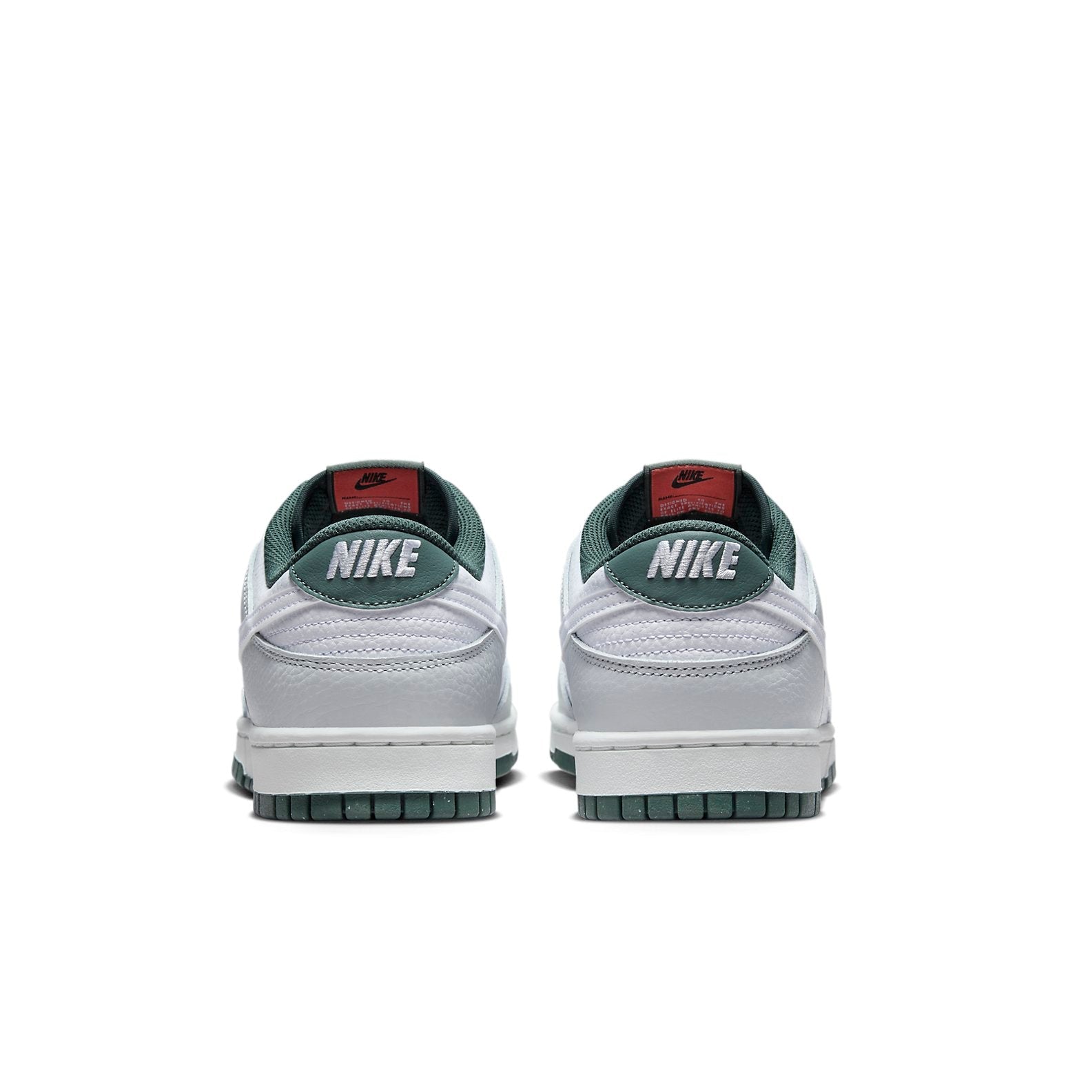 Nike Dunk Low Retro SE ‘Photon Dust Vintage Green’