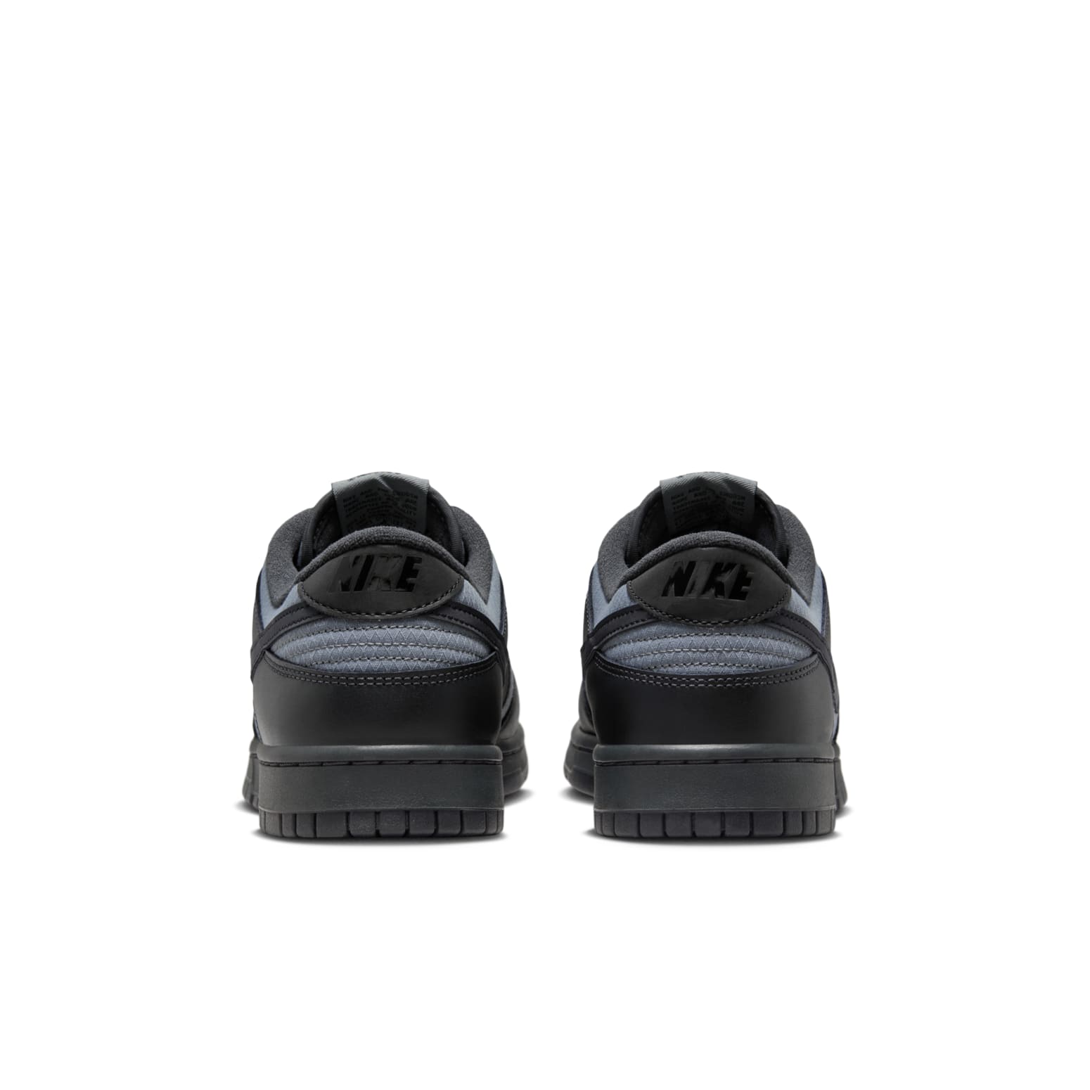 Nike Dunk Low ‘Off Noir Smoke Grey’