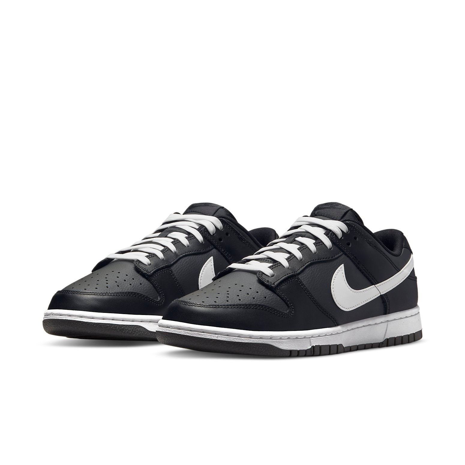 Nike Dunk Low ‘Black Panda’