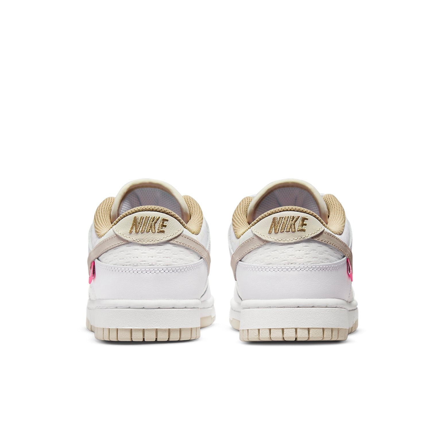 Nike Dunk Low ‘Pink Bling’
