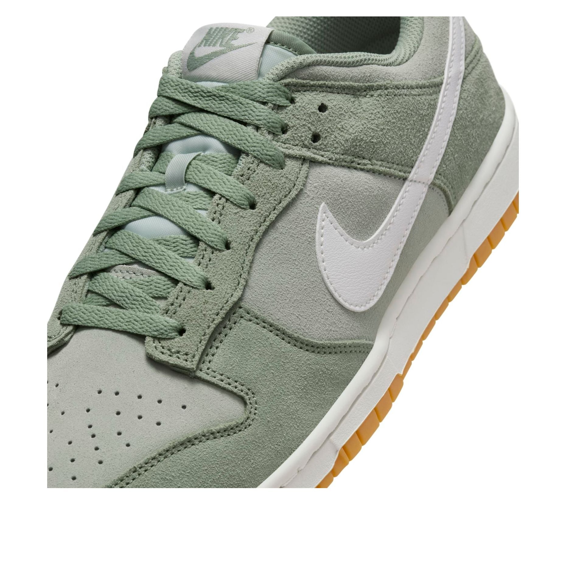 Nike Dunk Low Retro SE ‘Jade Horizon’