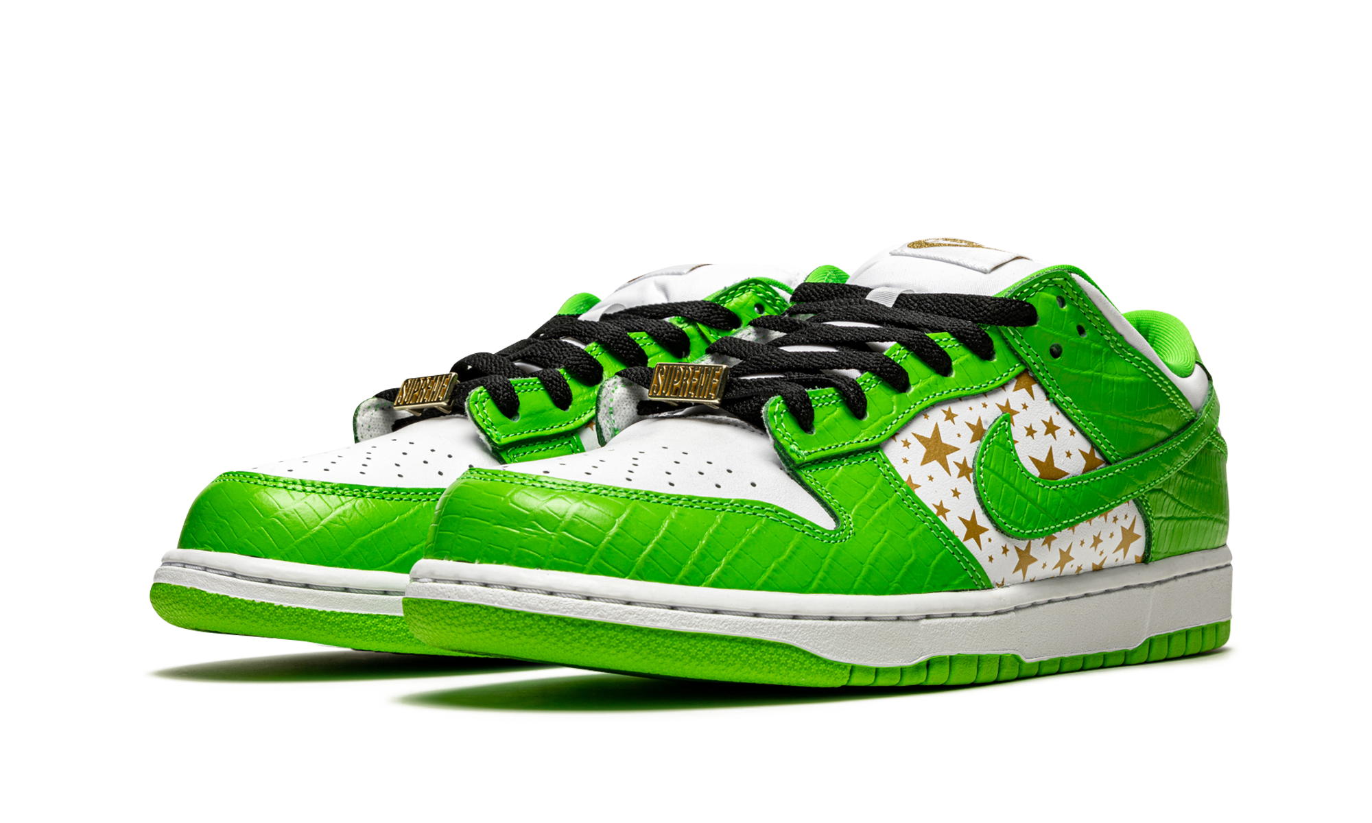 Nike SB Dunk Low Supreme Stars Mean Green Iconic Skate Shoe