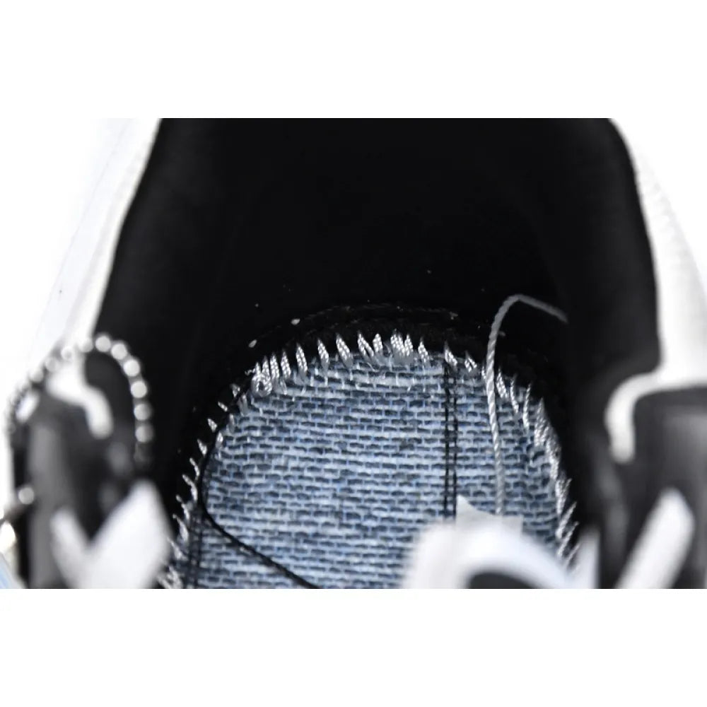 AMIRI Skel Top Low Black White Sneakers – Stylish Bone Appliqué Low-Top Shoes