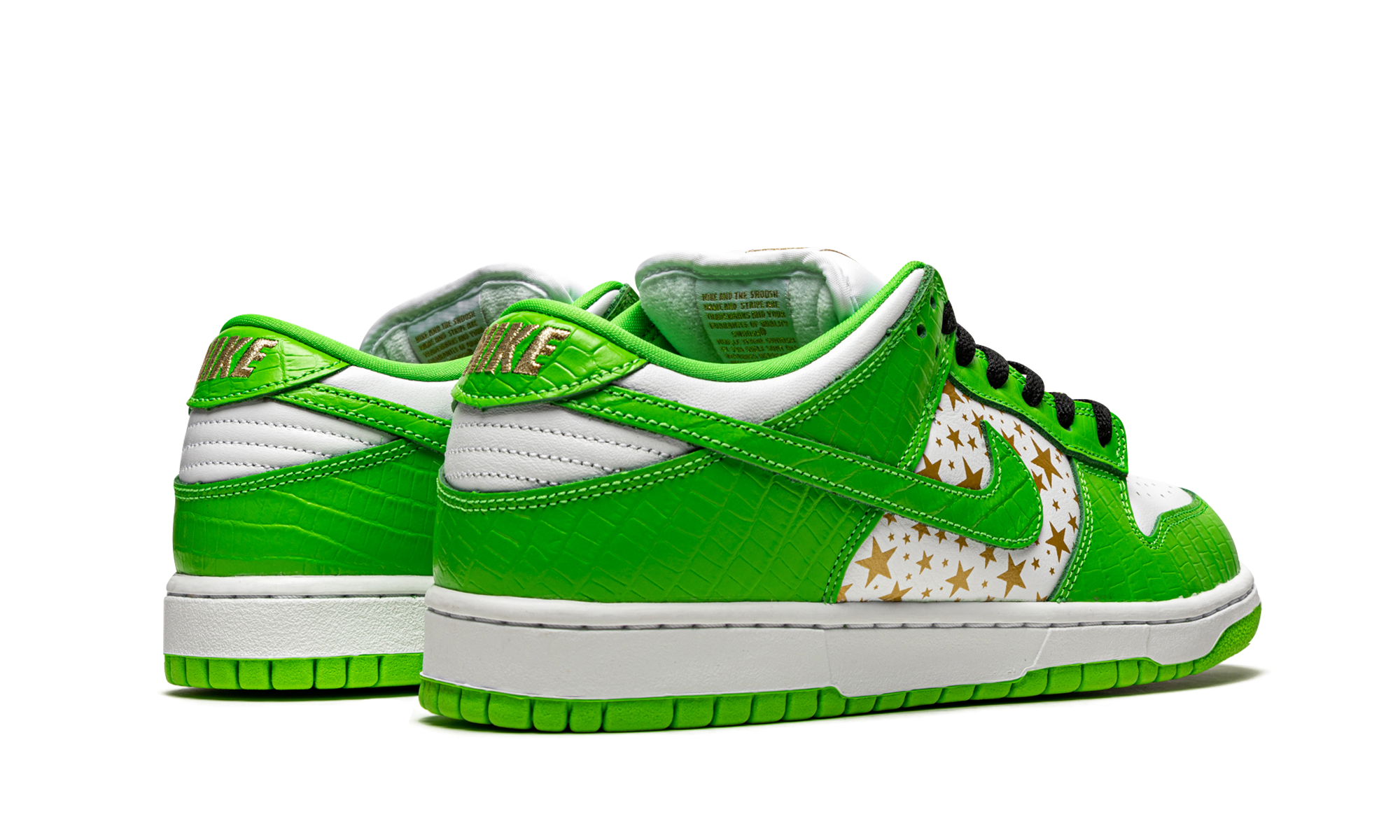 Nike SB Dunk Low Supreme Stars Mean Green Iconic Skate Shoe