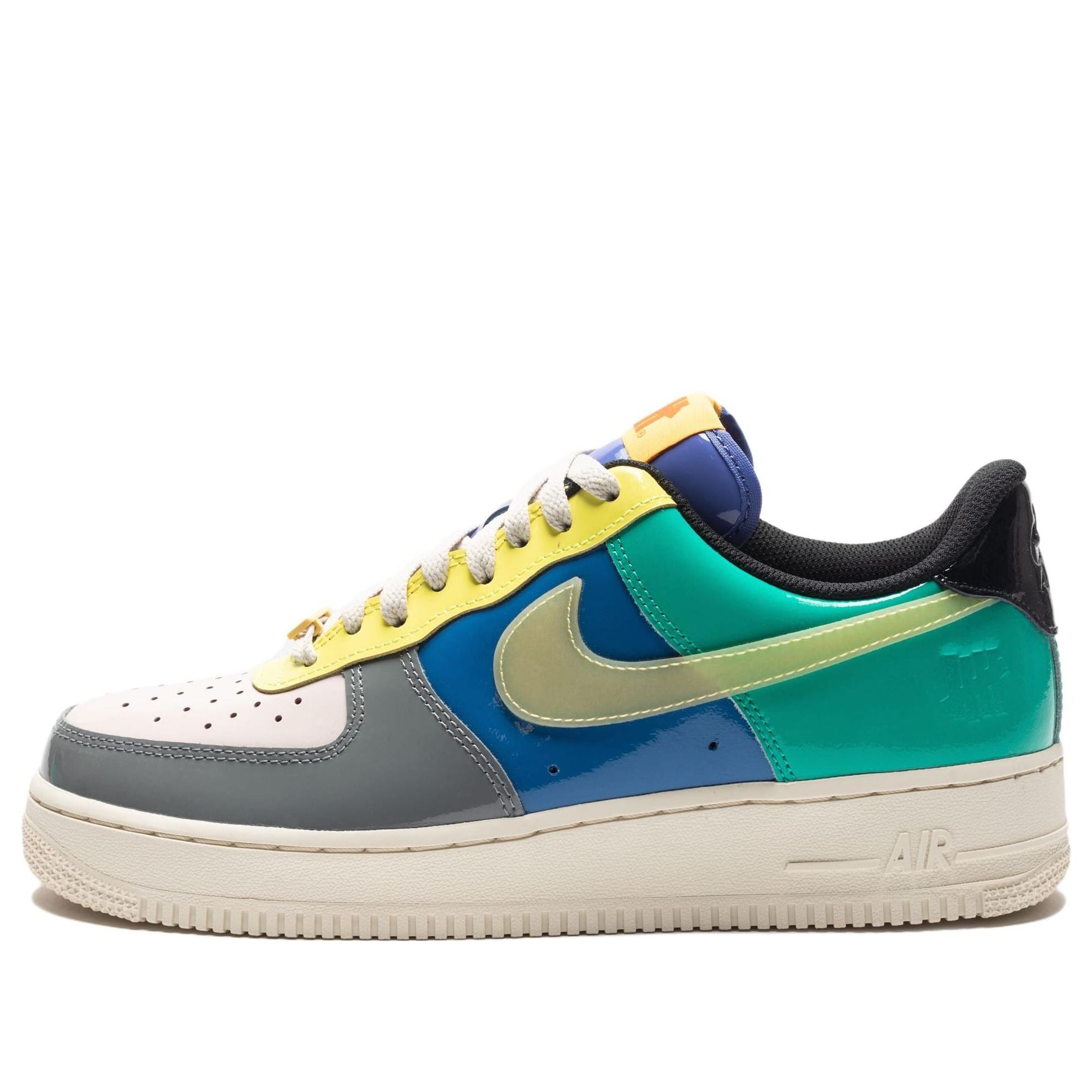 Nike x Undefeated Air Force 1 Low ‘Community’
