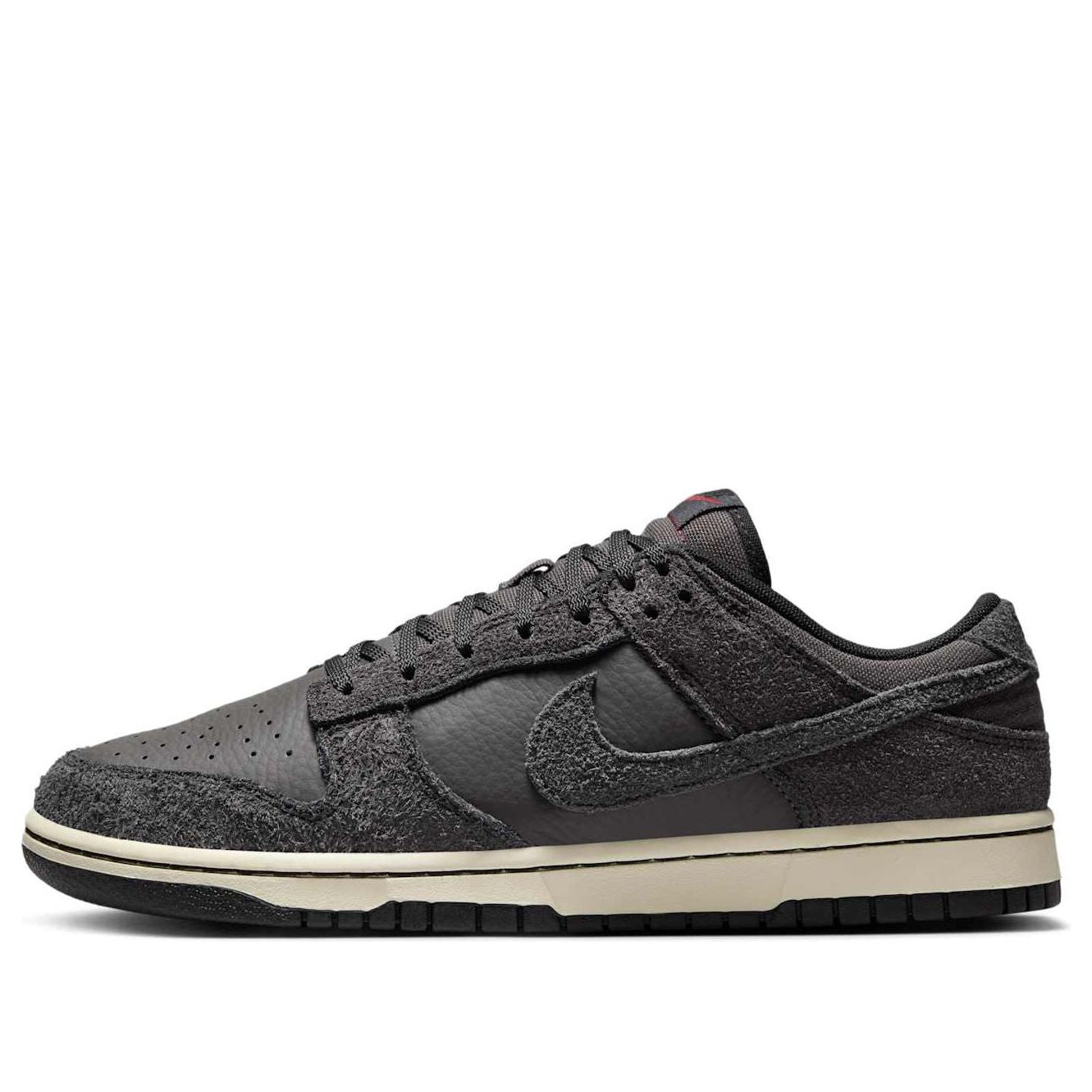 Nike Dunk Low Premium ‘Black Off Noir’