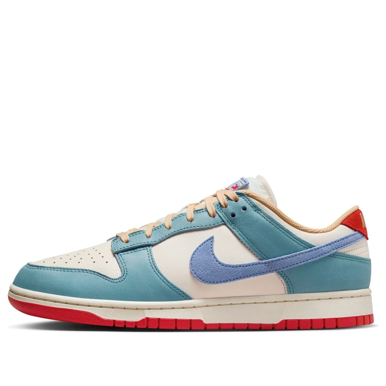 Nike Dunk Low ‘Royal Pulse Pale Ivory’