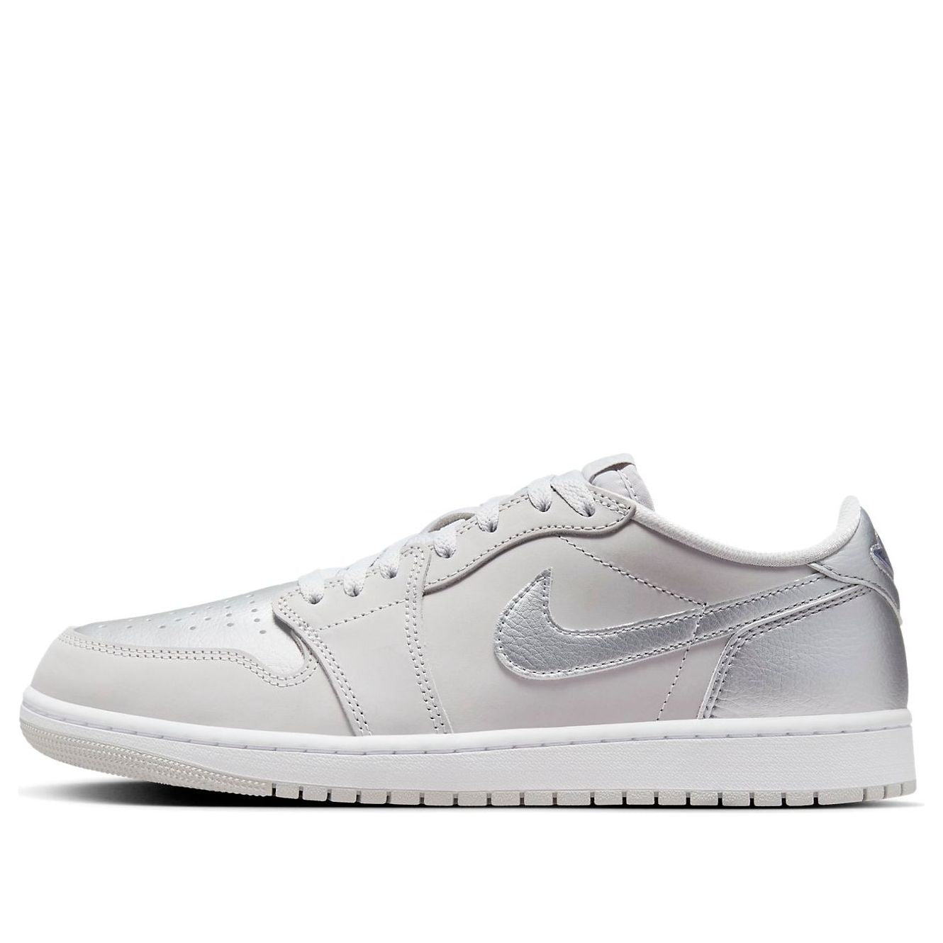 Air Jordan 1 Retro Low OG ‘Metallic Silver’