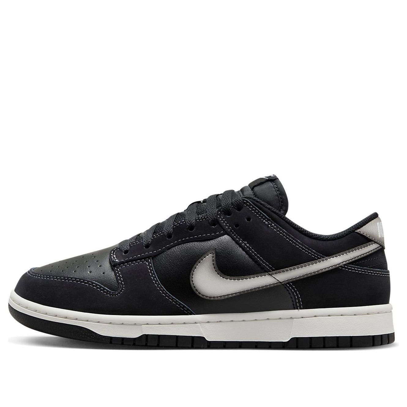 Nike Dunk Low ‘Airbrush – Black’