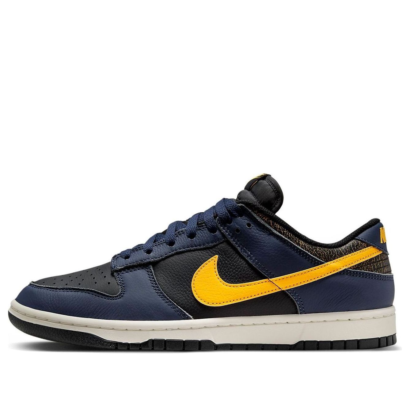 Nike Dunk Low Vintage ‘Midnight Navy Tour Yellow’