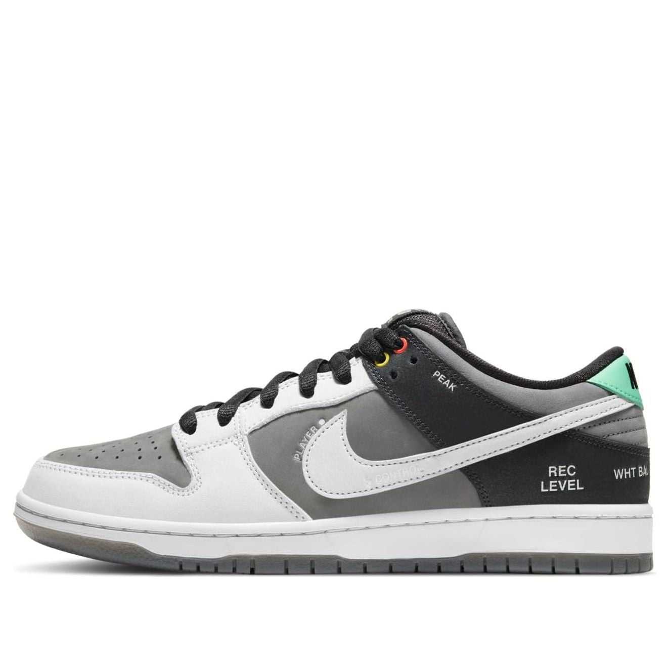 Nike SB Dunk Low ‘Camcorder’