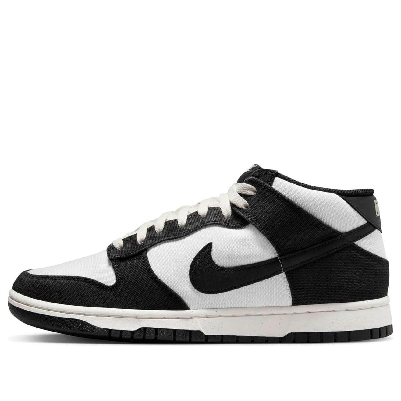 Nike Dunk Mid ‘Panda’