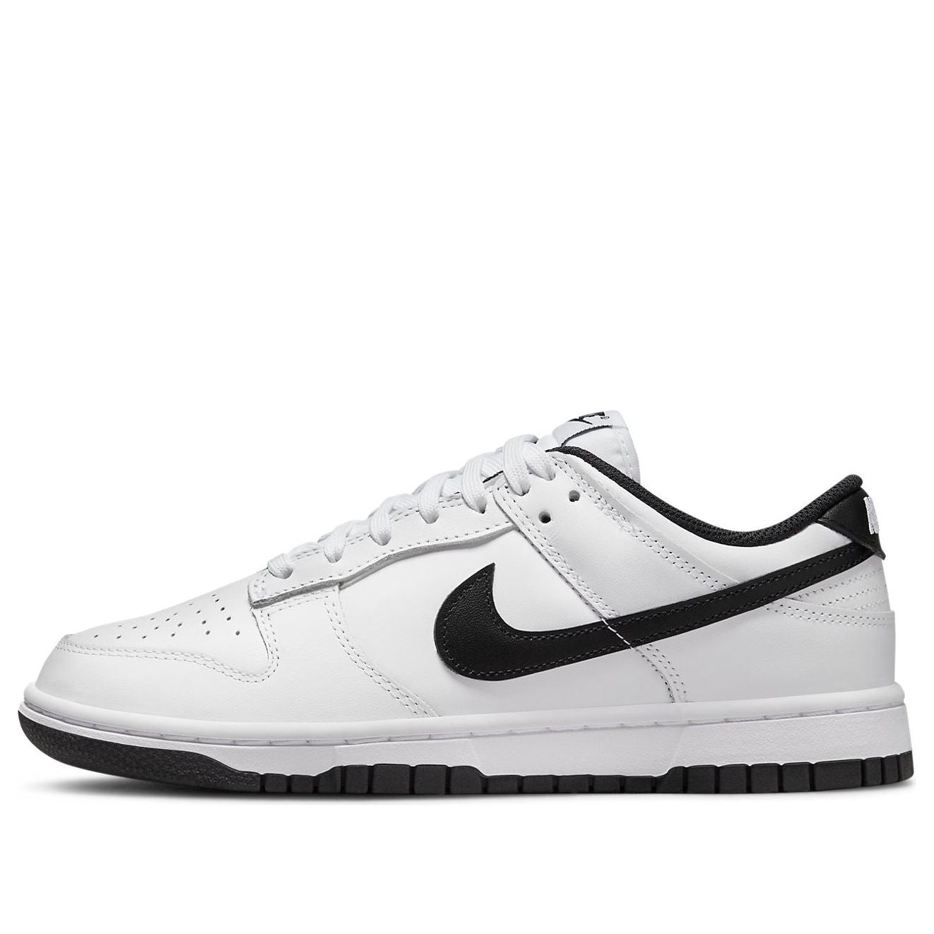 Nike Dunk Low ‘White Black’