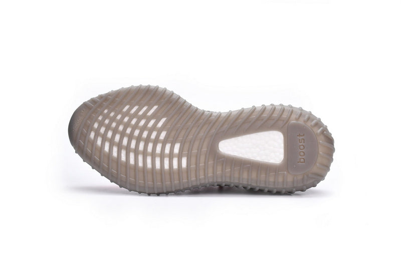 Adidas Yeezy Boost 350 V2 Beluga Reflective Primeknit Comfort Sneakers
