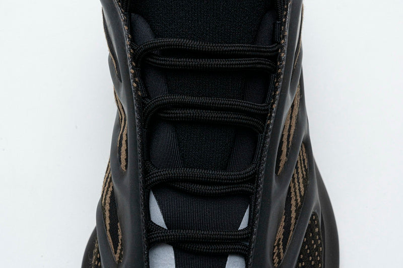 Premium S2 Batch Adidas Yeezy 700 V3 Eremiel Dark Comfort Sneakers for Men